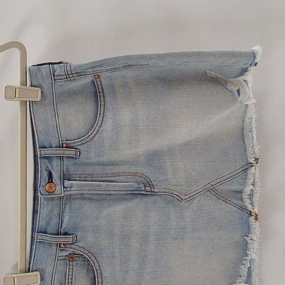 American Eagle AEO Light Blue Denim Mini Skirt Distressed Size 8 - Picture 3 of 6